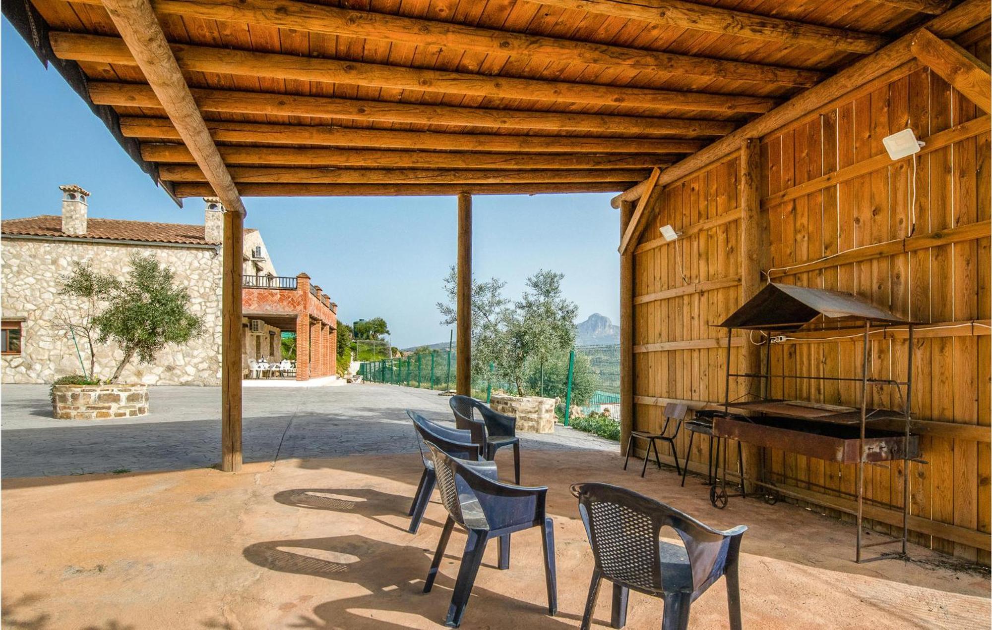 Gorgeous Home In Algodonales With Kitchen Exterior foto