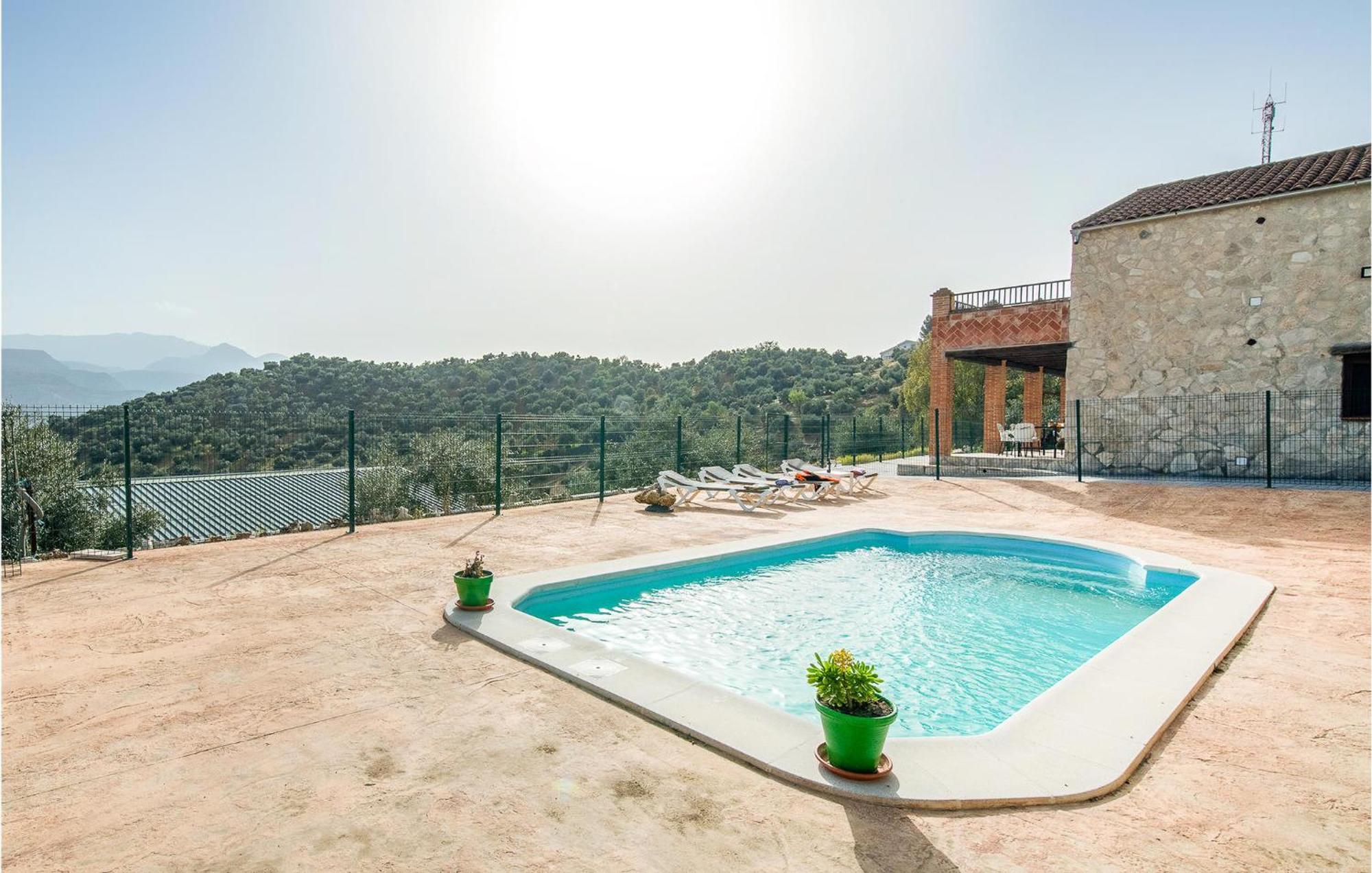 Gorgeous Home In Algodonales With Kitchen Exterior foto