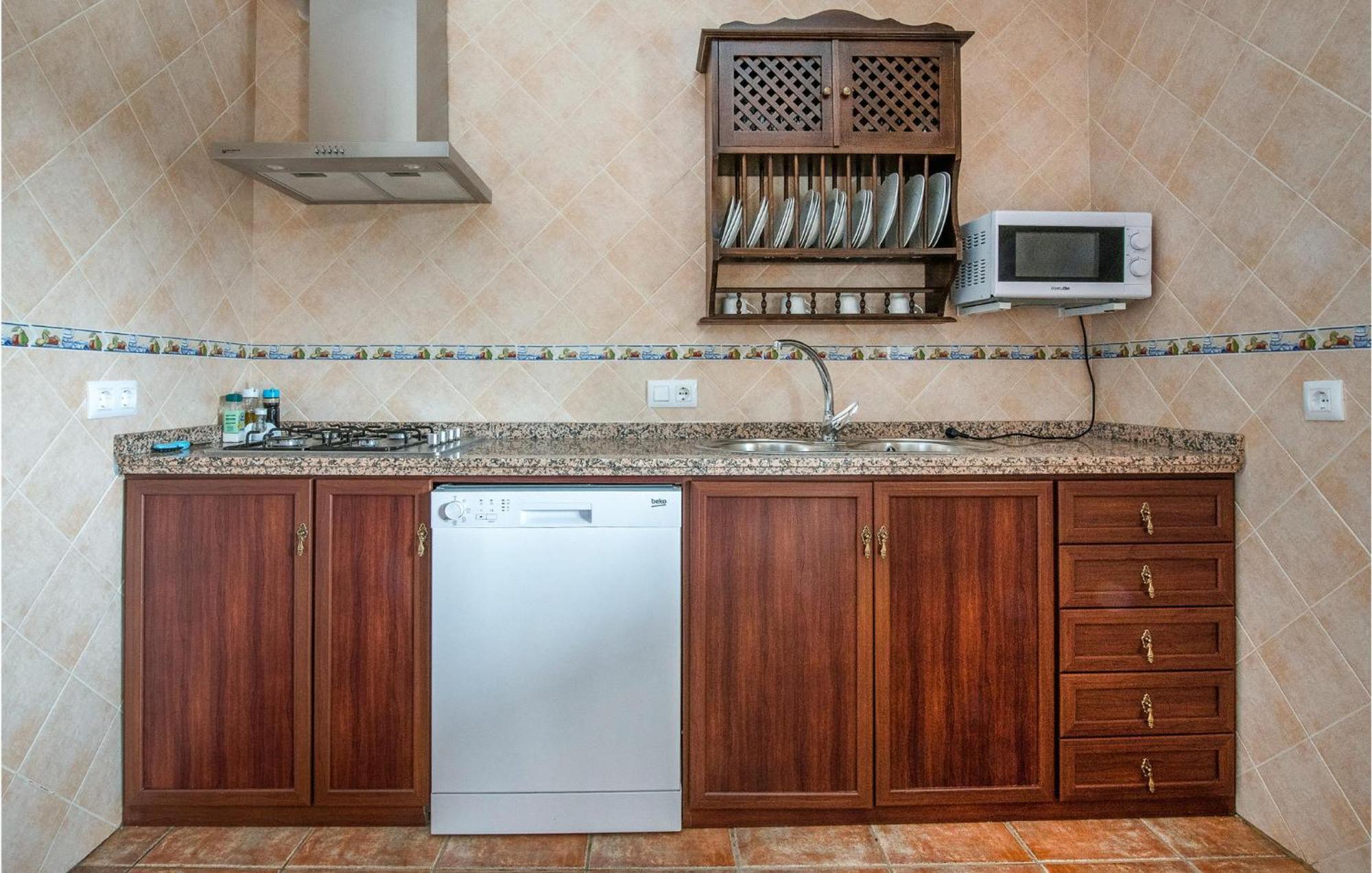 Gorgeous Home In Algodonales With Kitchen Exterior foto
